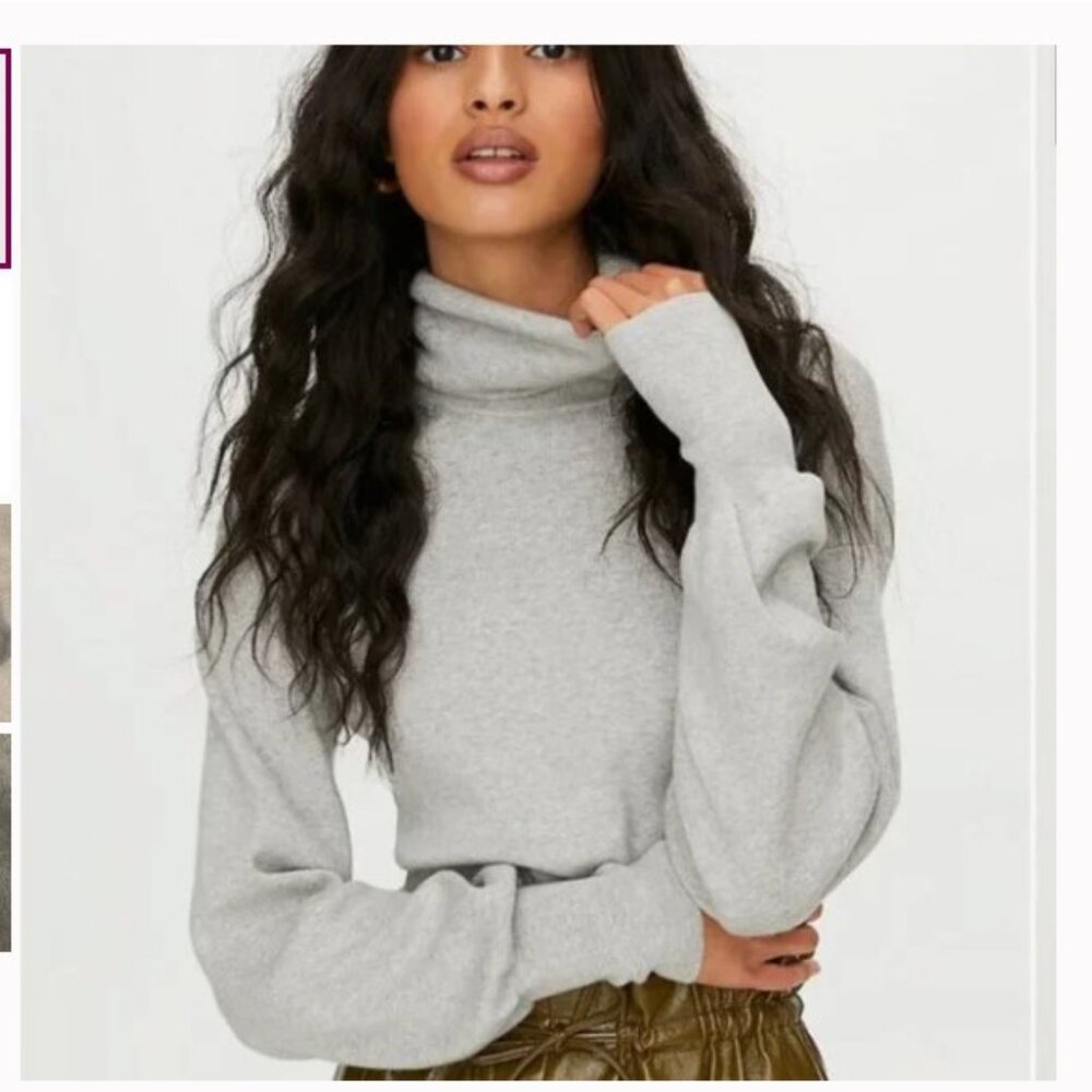 Aritzia Wilfred Rebecca Cropped Turtleneck Sweater Light Heather Grey XS
